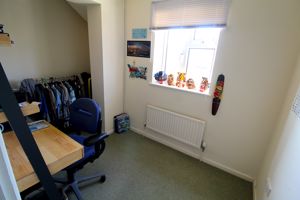 Bedroom- click for photo gallery